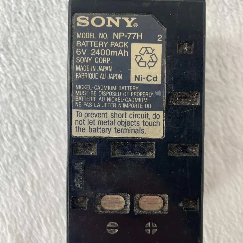 Genuine Sony NP-77H 6V 2400mAh Ni-Cd Rechargeable Battery Pack for Handycam Vtg